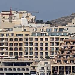 Auch auf Gozo baut man Bettenburgen