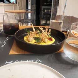 Scallops and roasted corn.