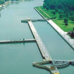 The T.J. O'Brien Lock. A good look at those magnificent 'sector gates'