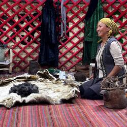 Learning about felting. Everything starts with the balls of wool.