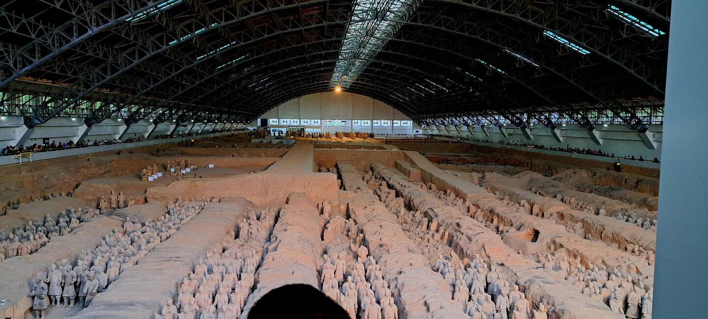~6000 lifesized soldiers are buried w/ China's 1st emperor Qin Shi Huang.