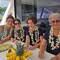 Accueil traditionnel, avec le collier de Tiare et les fruits