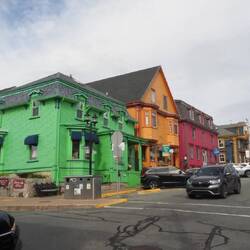 Lots of colorful houses and buildings in Ludenburg
