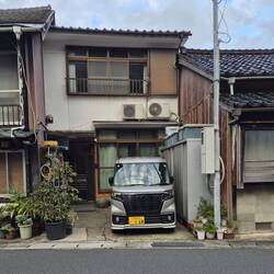 Kleines Auto für kleines Grundstück