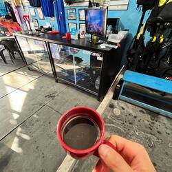 vor jedem Tauchgang ein Käffchen