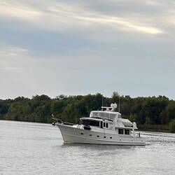 "Flour Power" follows us into the anchorage at Beardstown