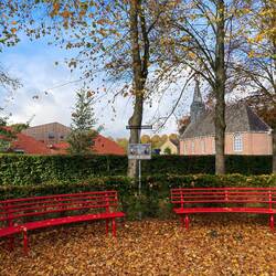 Het bankje waar ik gisteren werd opgepikt en vandaag begon