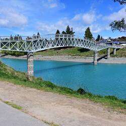 Footbridge over the Tekapo River