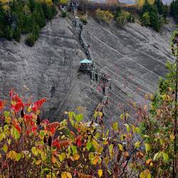 The stairs to the bottom of the falls