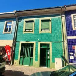 Les façades colorées typiques en faïence ... (Pas de bon goût souvent😅très kitch)