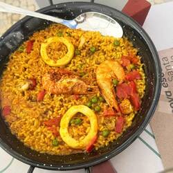 Greg a craqué pour une paella à 13€ 🤗