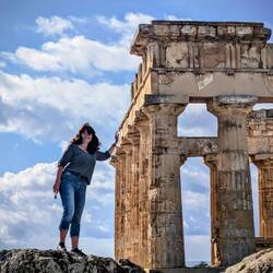 Die Göttin Anna stützt den Tempel der Göttin Hera 🤣