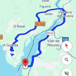 Die Grenze Spanien/Portugal verläuft im Fluß