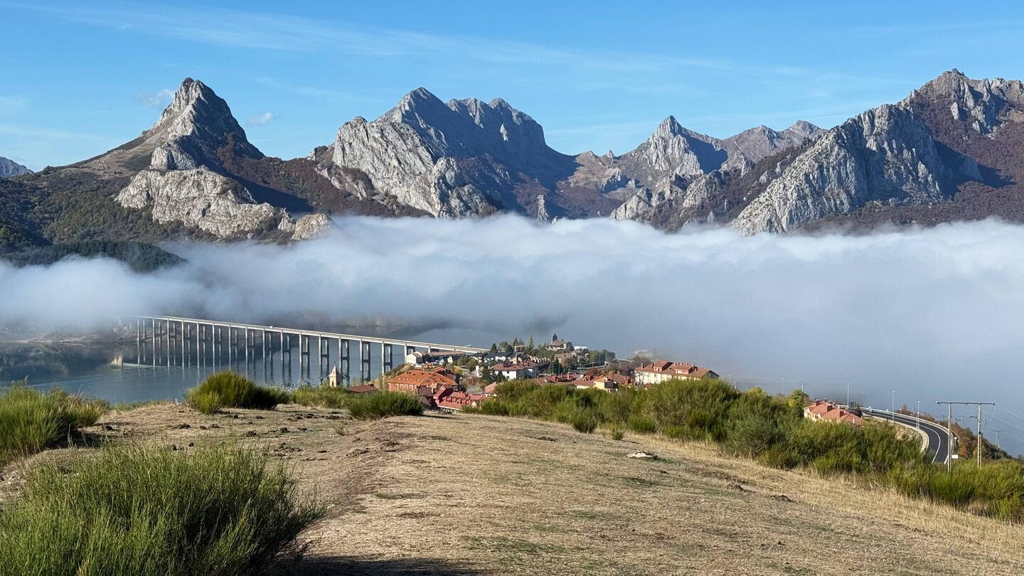 Riaño - noch im morgendlichen Nebel