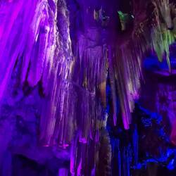 Cuevas de San Miguel. Juegos de luces