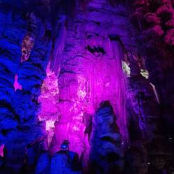 Última parada, 400metros arriba, unas cuevas increíbles..