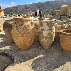 Vessels to hold Wine, Olive Oil or Grain