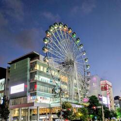 Kaufhaus mit Riesenrad