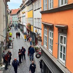 Krämerbrücke mit ihren Geschäften