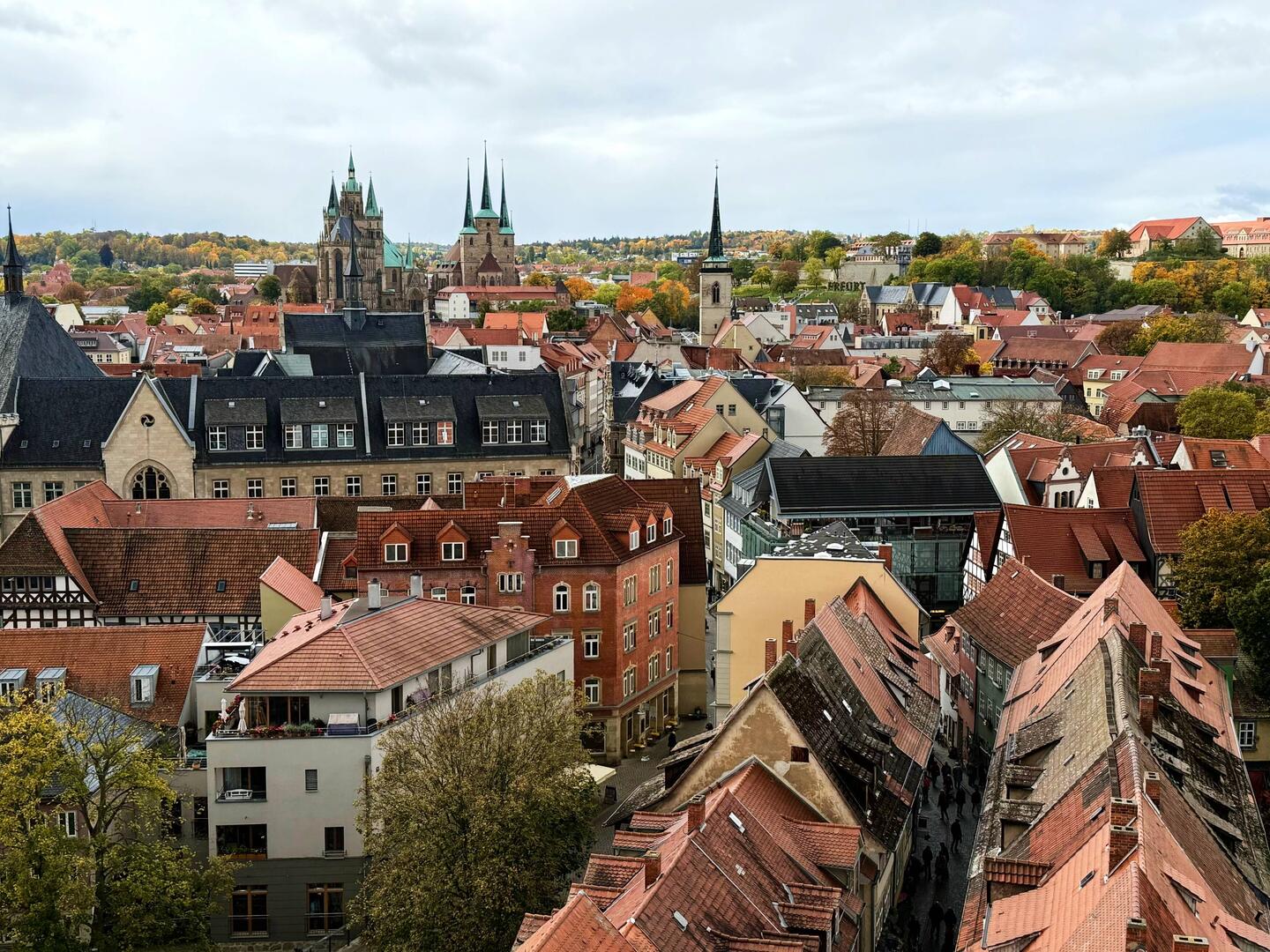 Blick von dem Ägidienkirchturm Richtung Dom
