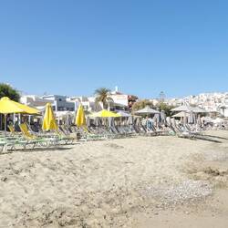 Viele Liegen, wenig Publikum