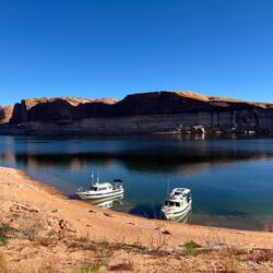 DeJa La and C-Traveler back in the same spot as last night.