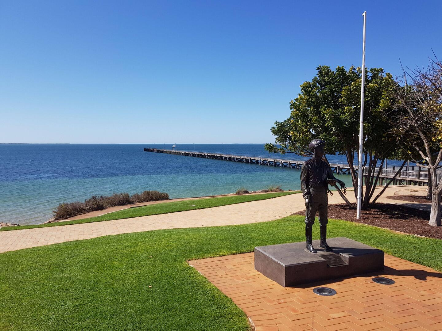Streaky Bay jetty - the statue is Kevin McEvoy - Melb Cup jockey
