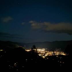 Grand Forks bei Nacht