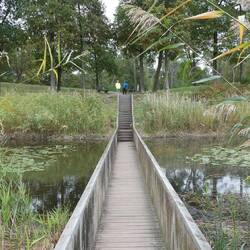 'Moses Bridge' (built 2010) through the water @ Fort de Roovere (built 1628)