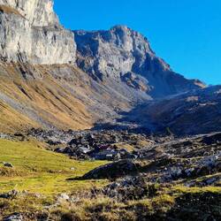 ... vorbei an der Planggenalp ...