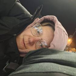 Waiting till the airport opens at 6C