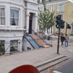 I love these kinds of Enterances typical for Uk