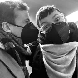 Während der Zugfahrt dann mit Maske