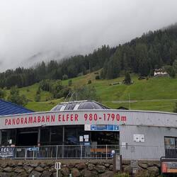 Mir der Stubai Card können die Bahnen kostenfrei genutzt werden. Egal wie das Wetter ist.🌧️🌨️☔