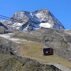 ... Dann mit der Seilbahn hoch...