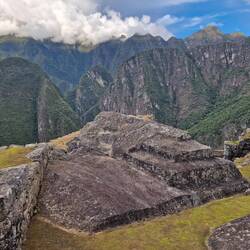 Drei Stufen im Stein (immer wieder ein wichtiges Symbol)