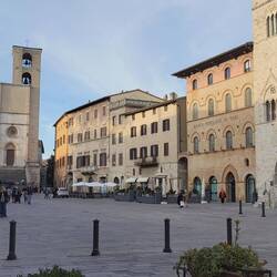 Piazze de Popolo, Todi