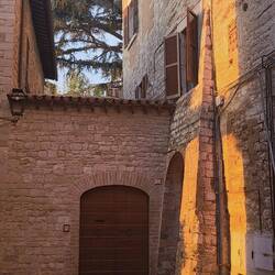 Irgendwo in den Gassen von Todi