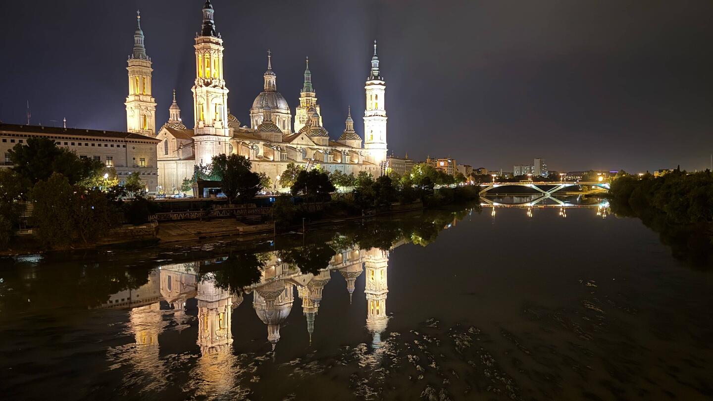 Basilika de Nuestra Señora del Pilar