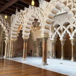 ... ein islamisch-zeitlicher Palast aus dem 11.Jahrhundert ...