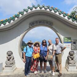 Our remaining travel group (everyone else left after Beijing).