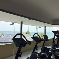 ich buche mich 1 Woche ein in ein Hotel Fitnesscenter