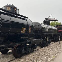 Riveted tank car, heated for viscous fluids