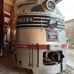 EMD (General Motors) E8 unit