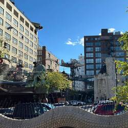 How many crazy things can you see?