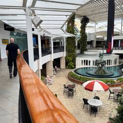 Warringah Mall (really nice for a Mall)