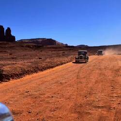 Wusste gar nicht, dass es damals schon 4x4 gab🤣🤣