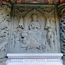 The exterior had beautiful sculptures.