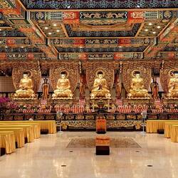 Grand Hall of 10,000 Buddhas -- just stunning to see!