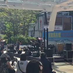 We hopped off at Stanley. Found a little local outdoor music for All to enjoy.